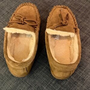 Boy’s Bearpaw Slippers Moc II
